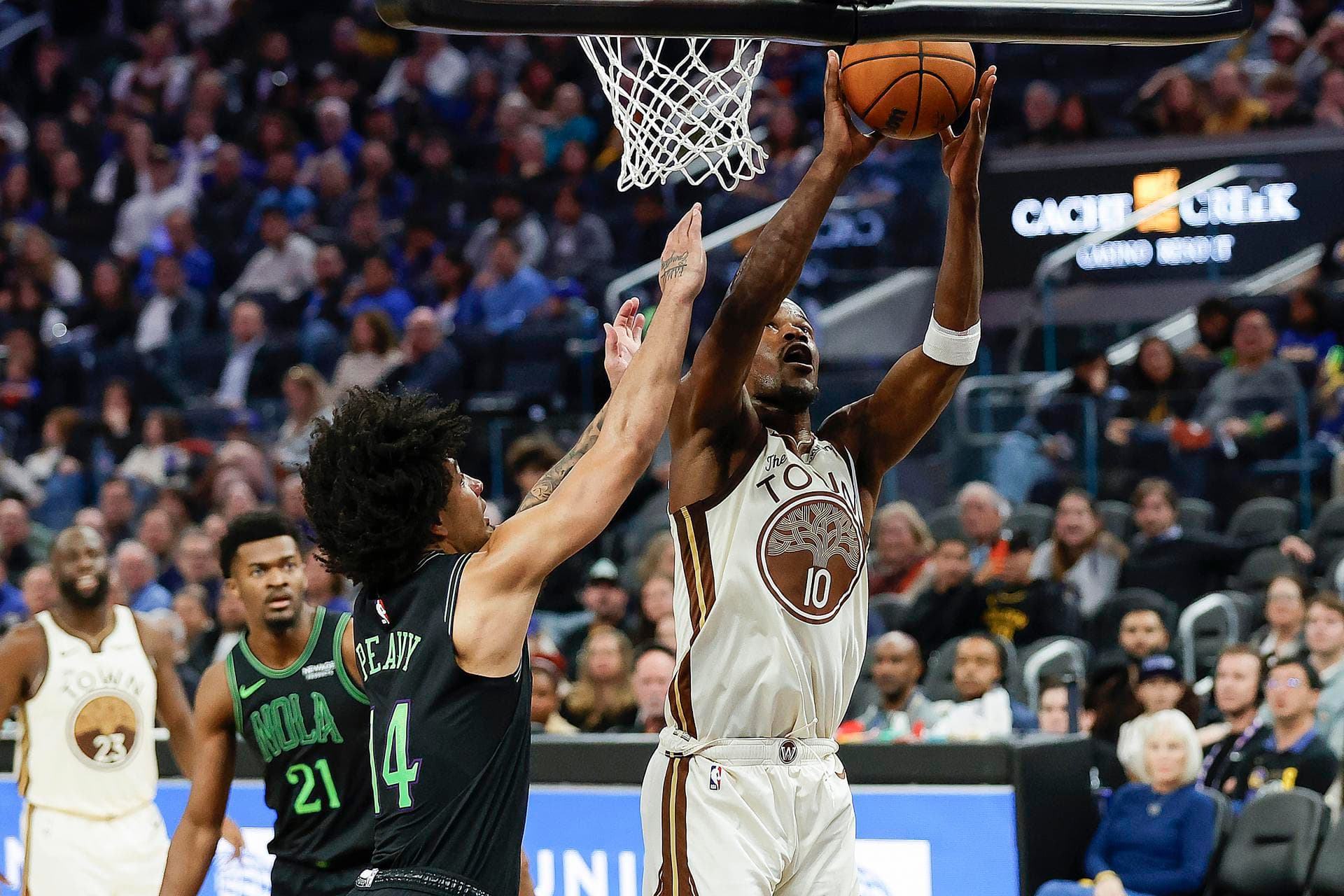 Edwards hunde a Boston, Jokic roza la perfección y Giannis arrolla a los Nets