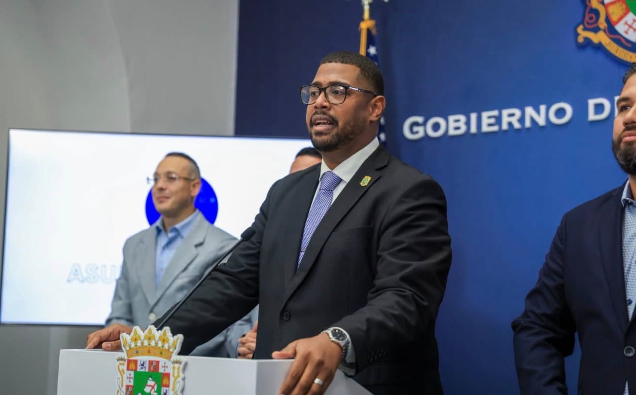 Gobierno evalúa recuperar costo adicional por uso de diésel tras entrada de barcaza de gas